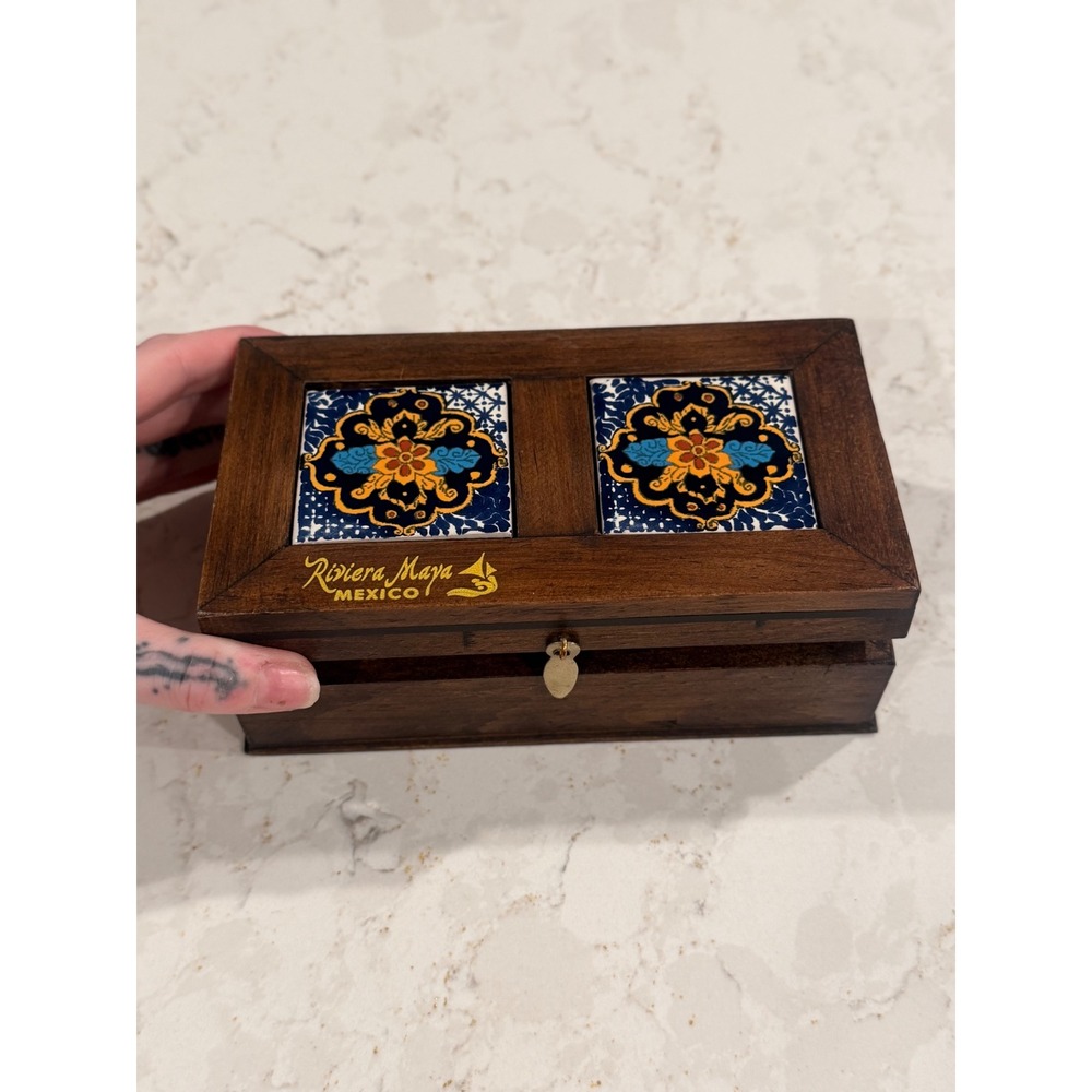 El Viejo Arte Riviera Maya Mexico Wooden Trinket Box Talavera Tile Inlay Brown